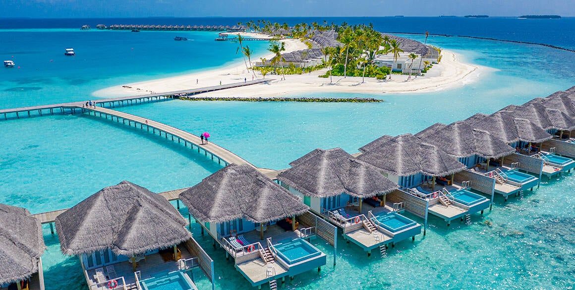ALG Vacations® ad