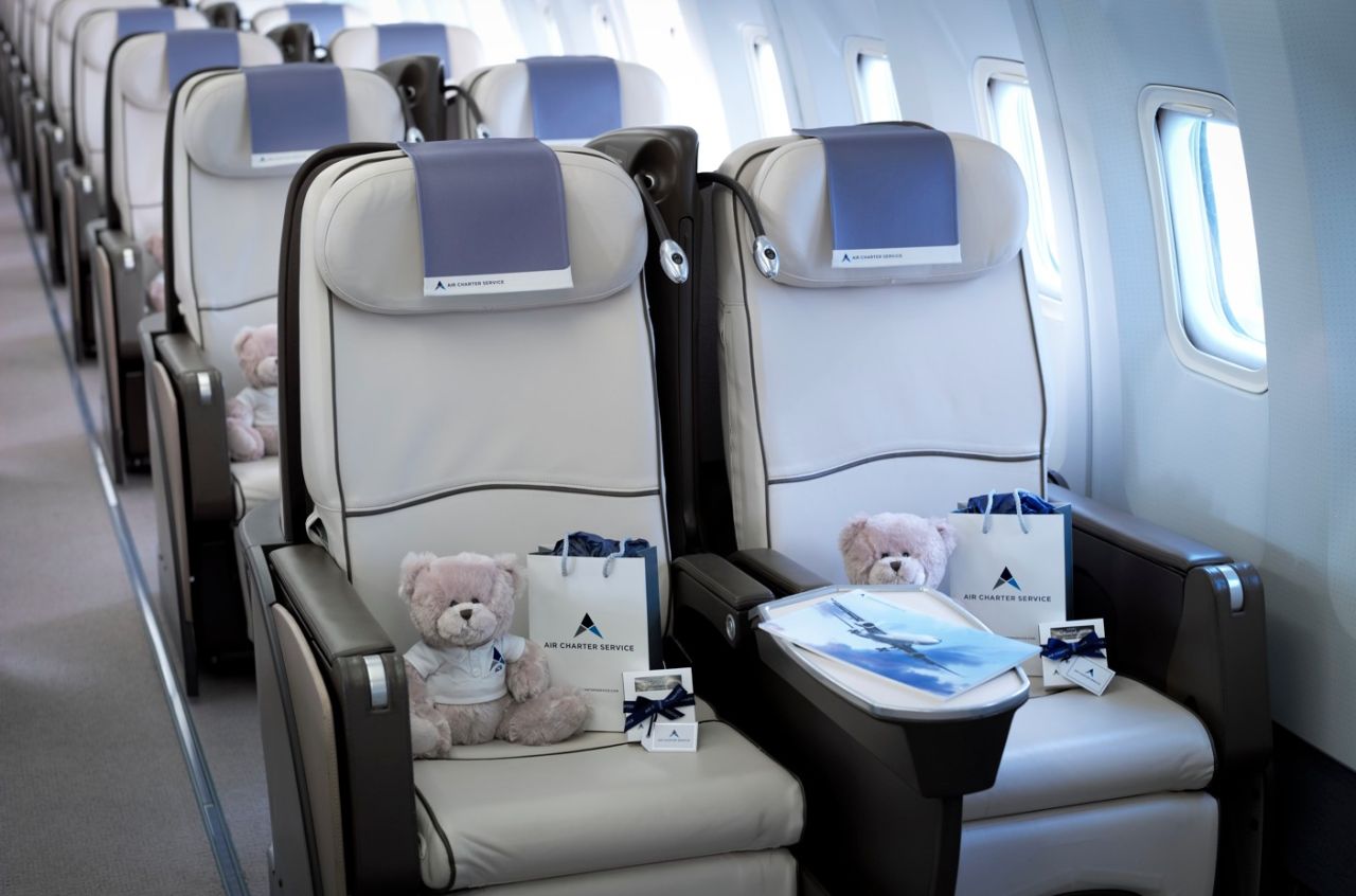 Air Charter Service ad