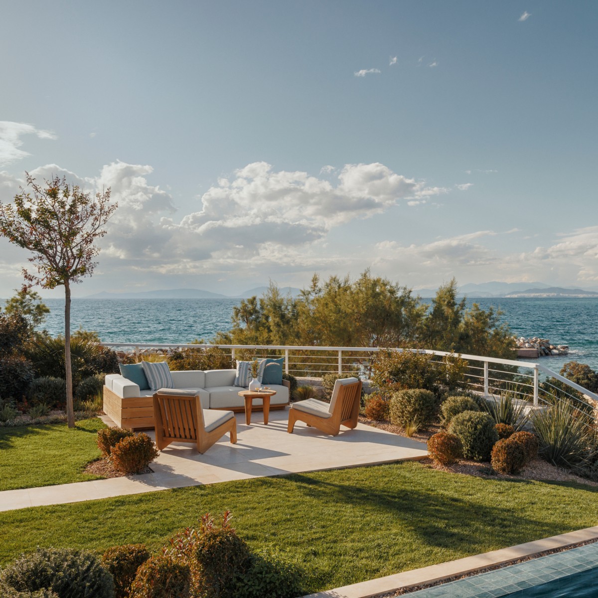 One&Only Resorts ad