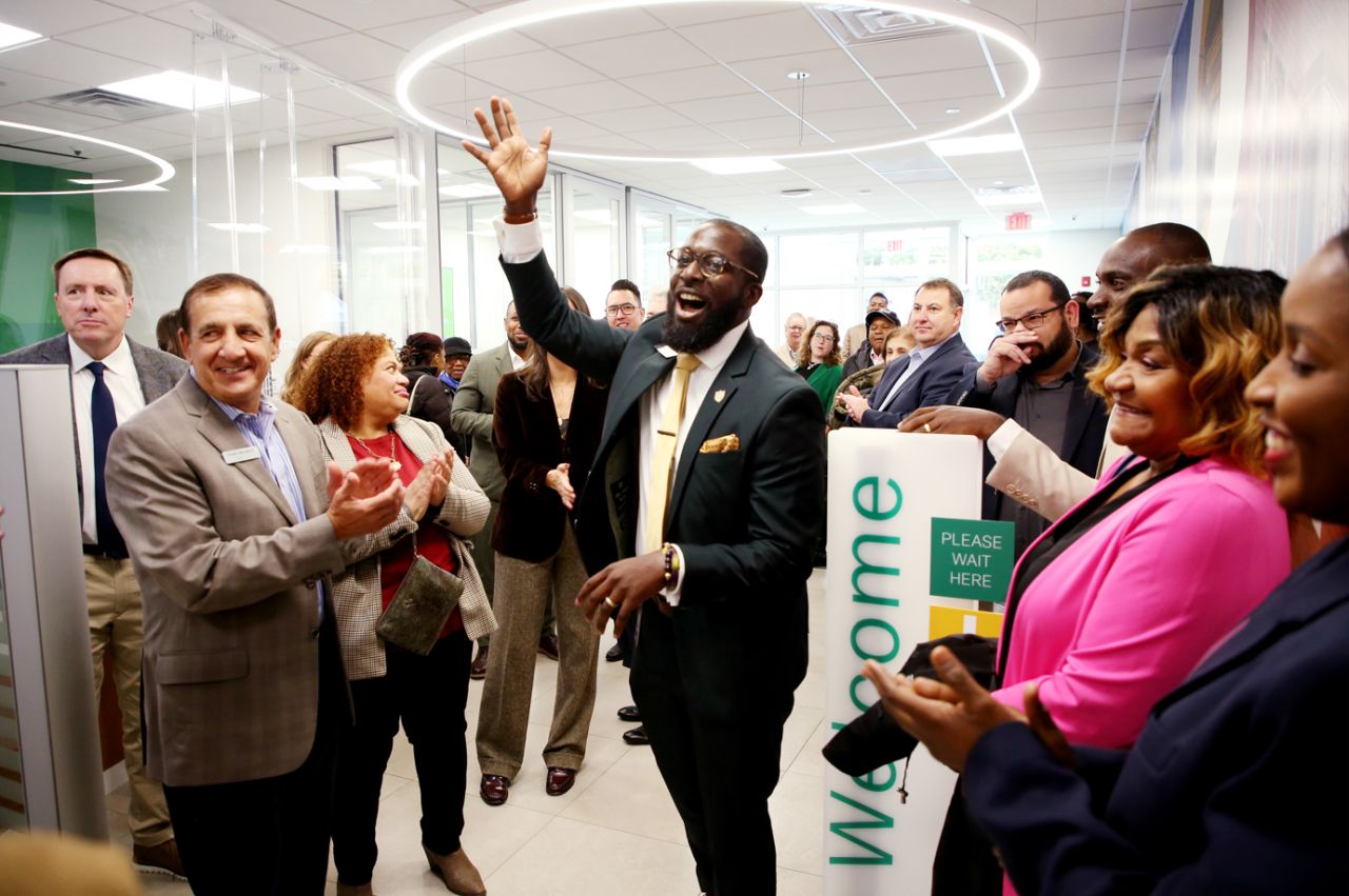 M&T Bank ad