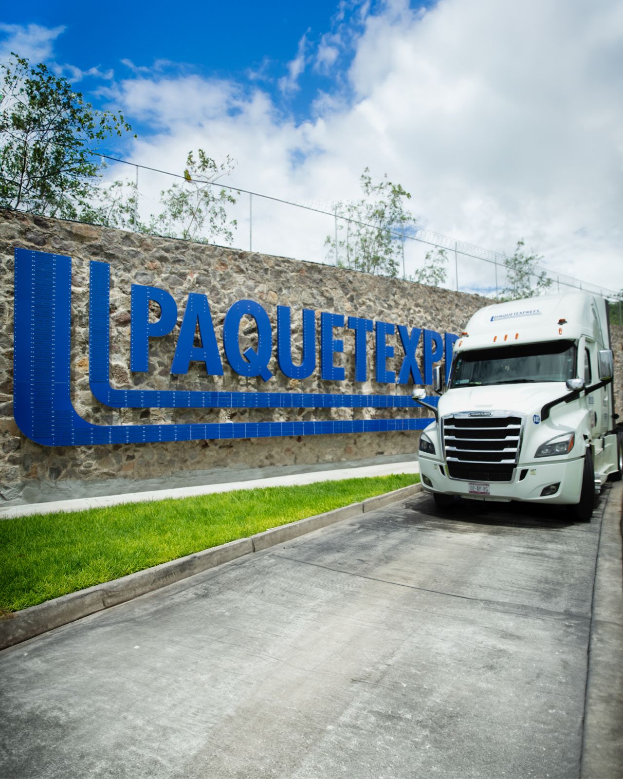 Paquetexpress ad