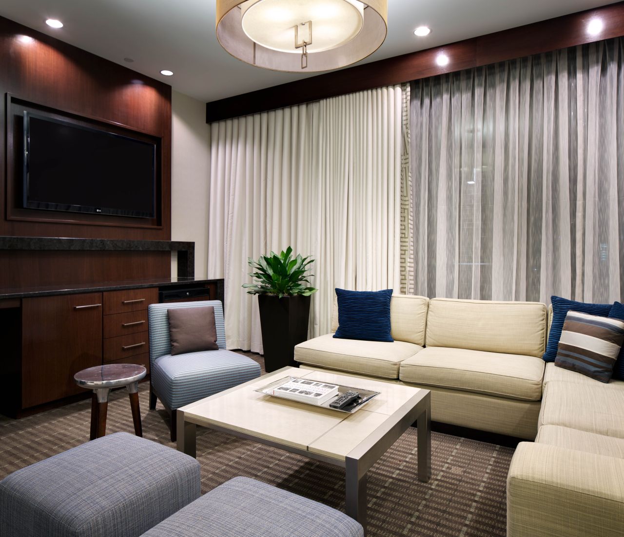 Hyatt Regency Boston ad