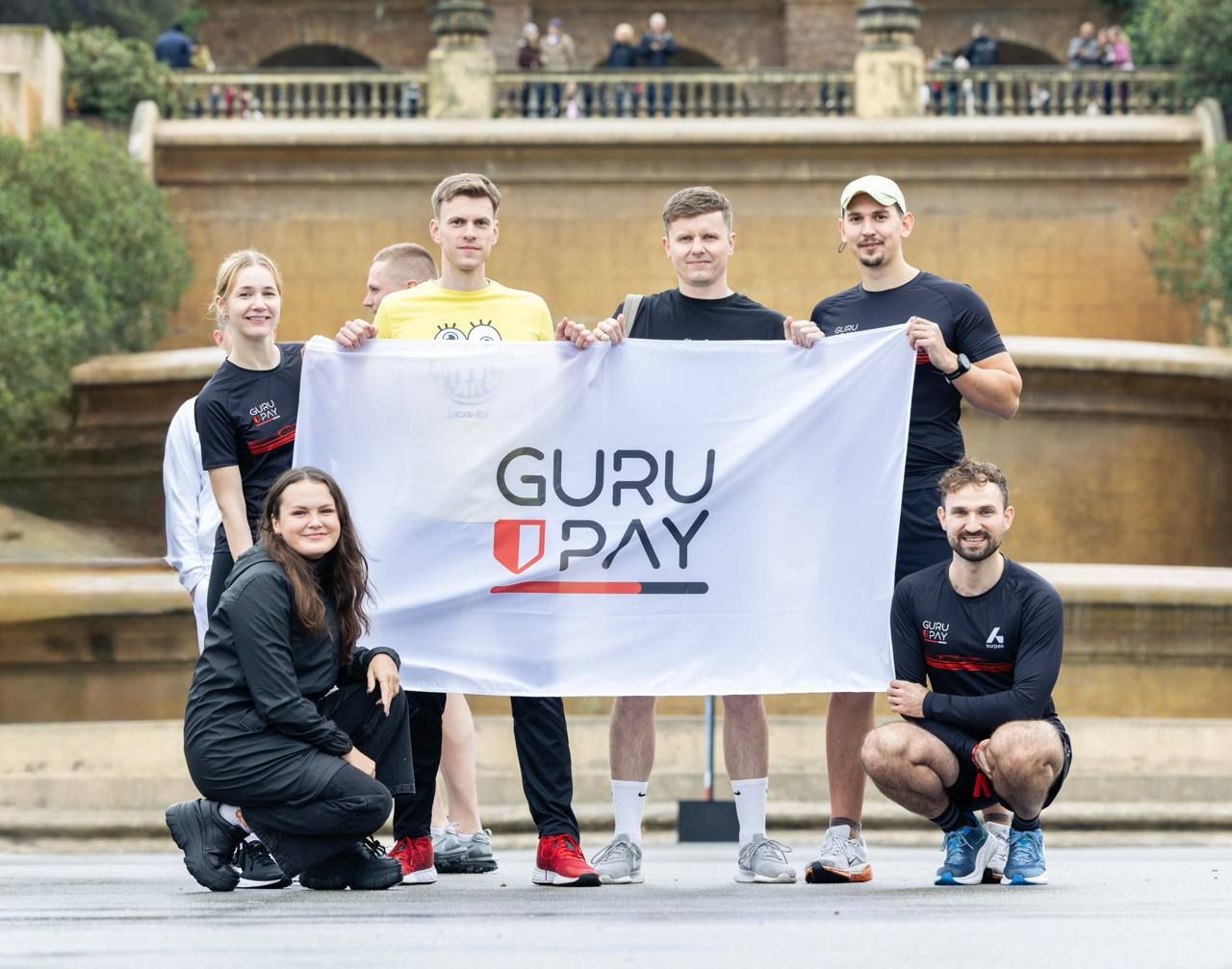 GURU PAY ad
