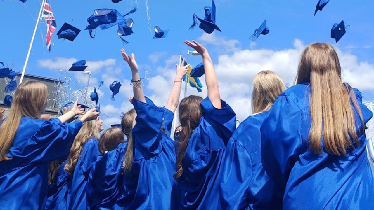 Internationella Engelska Skolan ad
