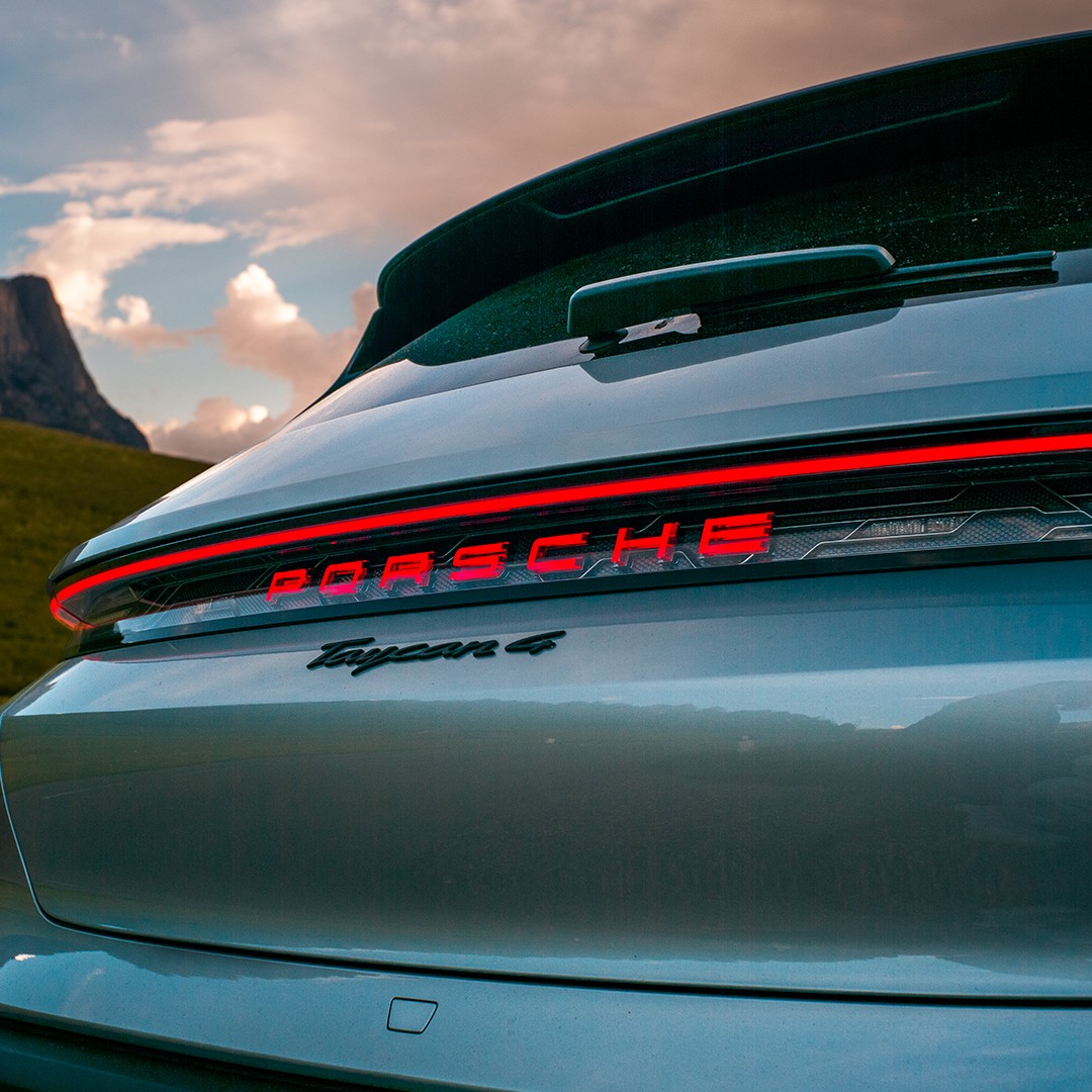 Porsche Cars GB Ltd ad
