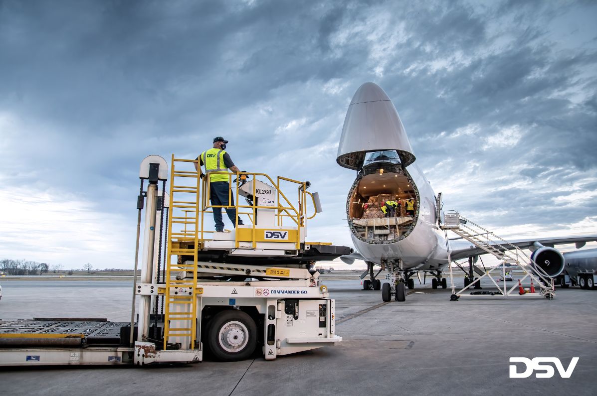 DSV - Global Transport and Logistics ad