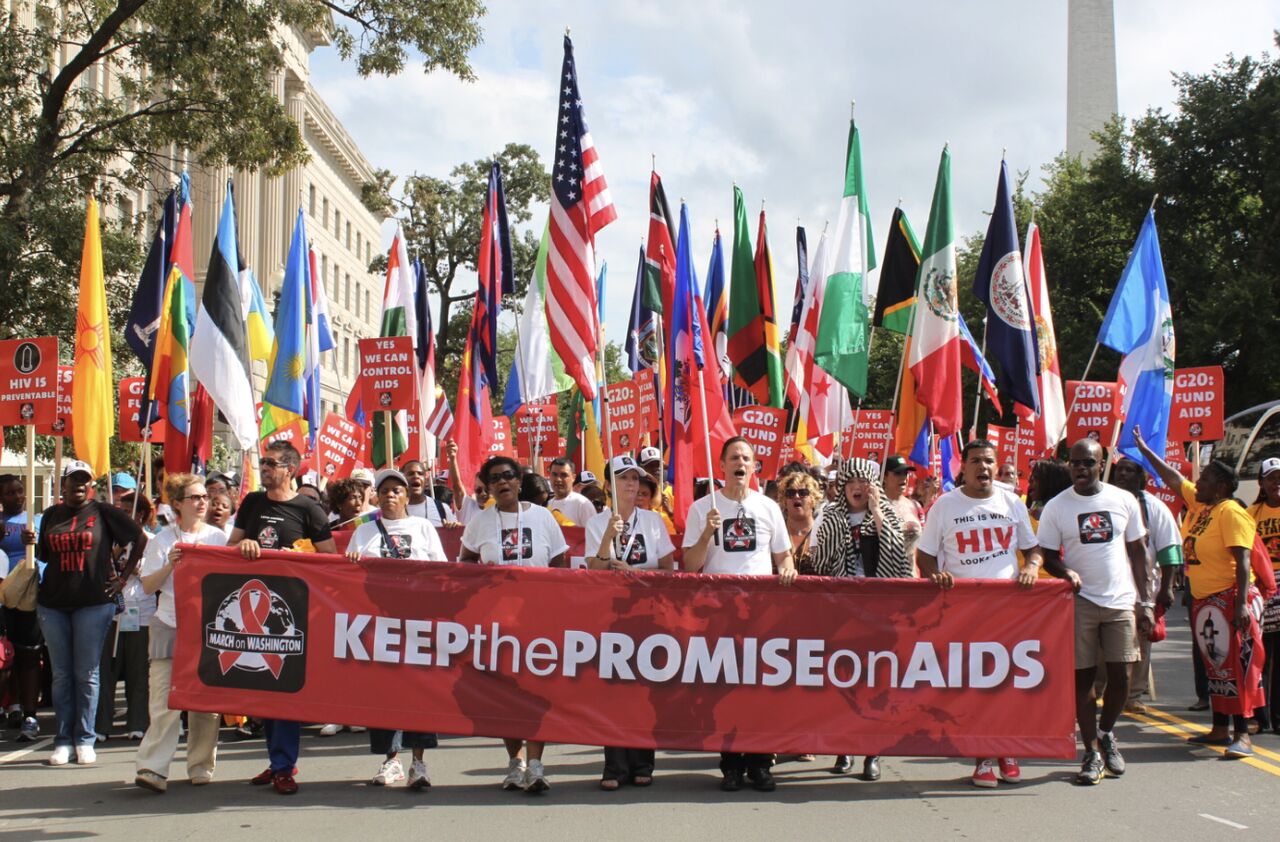 AHF Europe ad