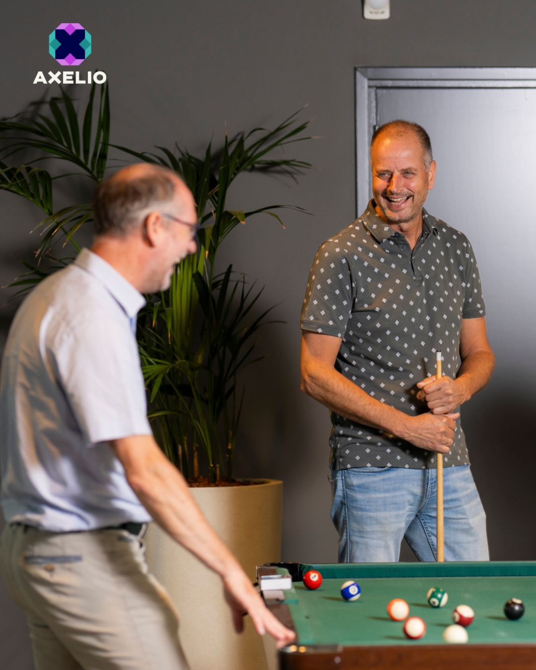 Axelio ad